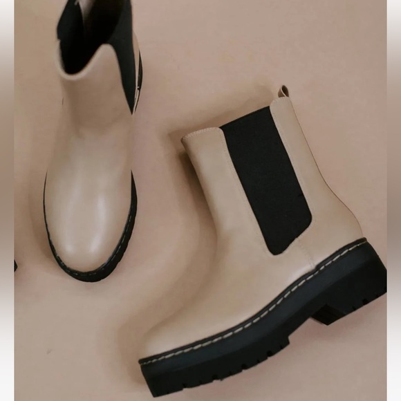 Chelsea Lug boot sz 8  New! - Picture 3 of 5
